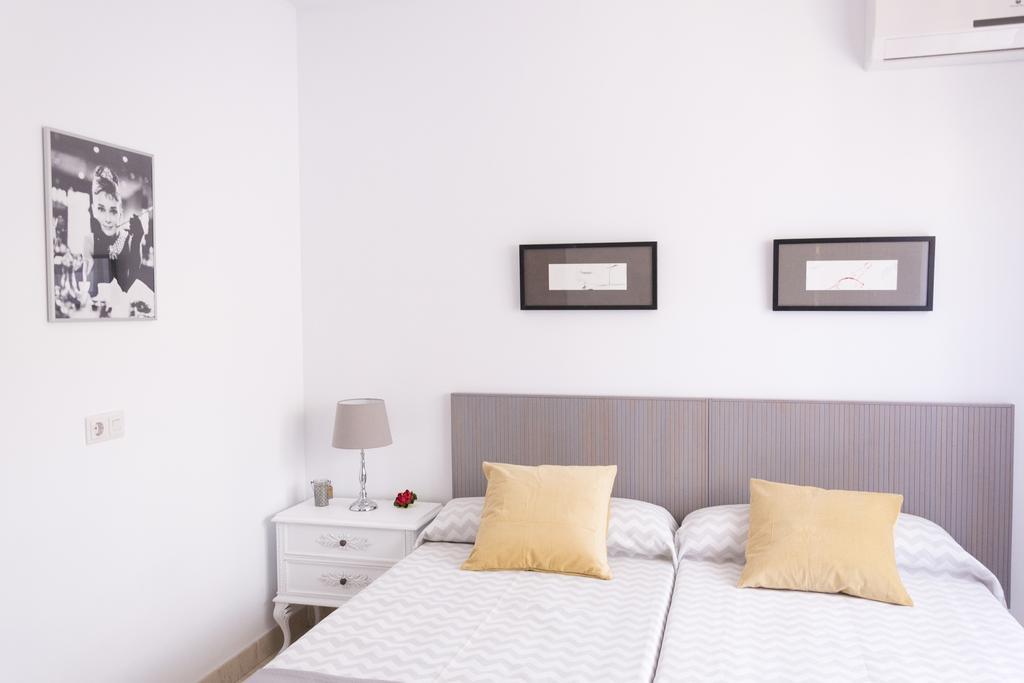 Living4Malaga Villa Miraflores Екстер'єр фото
